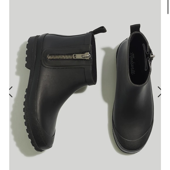 Madewell Shoes - Madewell The Zip-Up Lugsole Rain Boot- 9